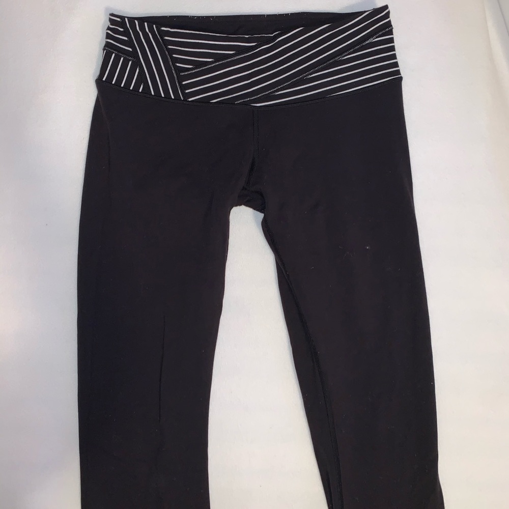 LULULEMON FULL LENGTH LEGGINGS REVERSIBLE